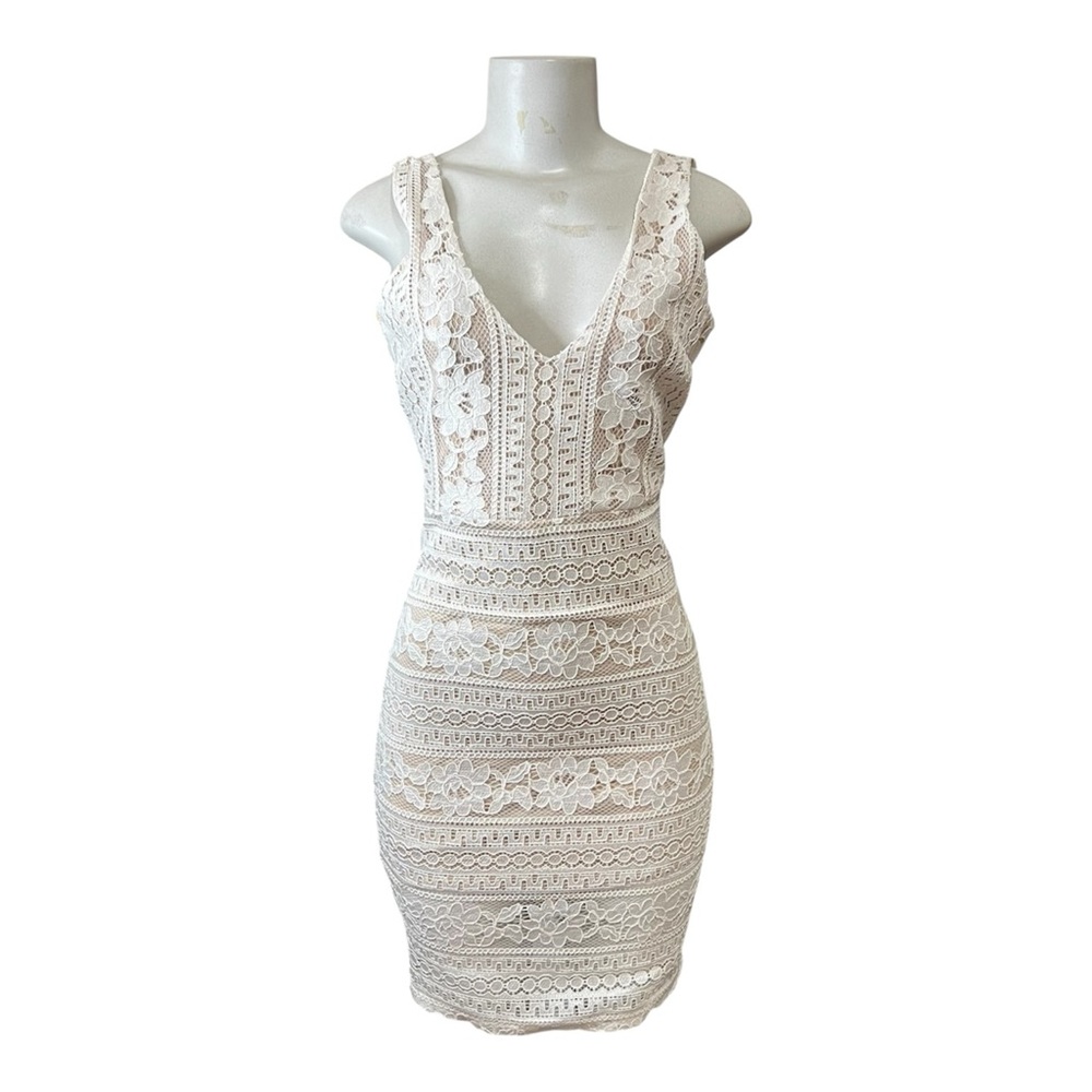 Forever 21 Lace V Neck Bodycon Mini Dress Spring Euro Summer Festival Resortwear